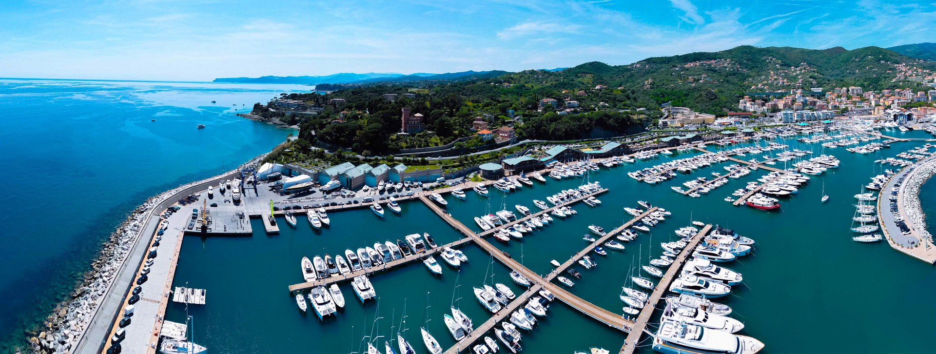 Viene a trovarci a Marina di Varazze